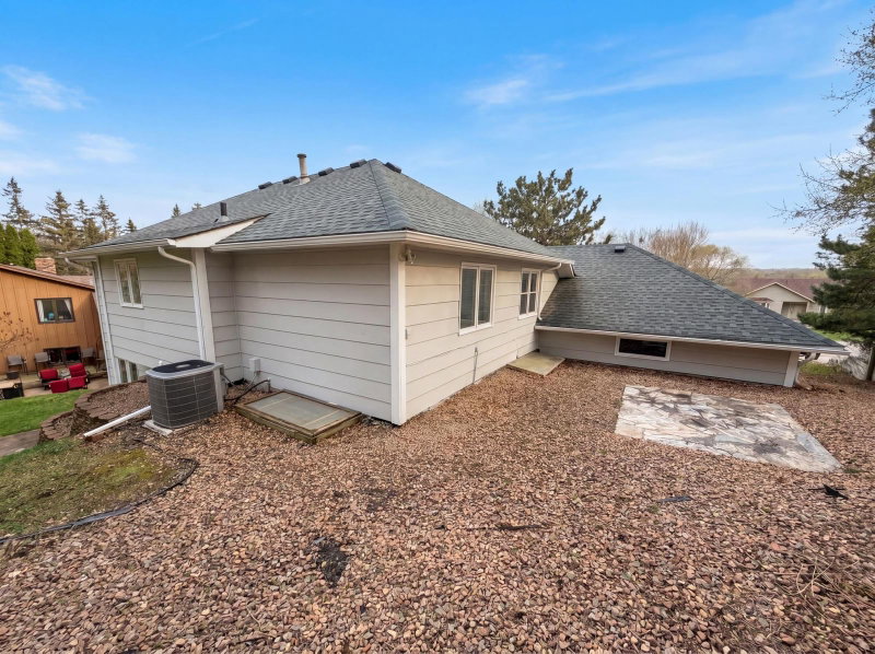 6475 Grandview Drive - Photo 18