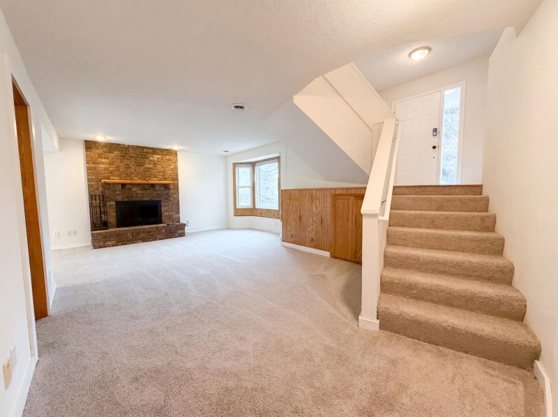 6475 Grandview Drive - Photo 9