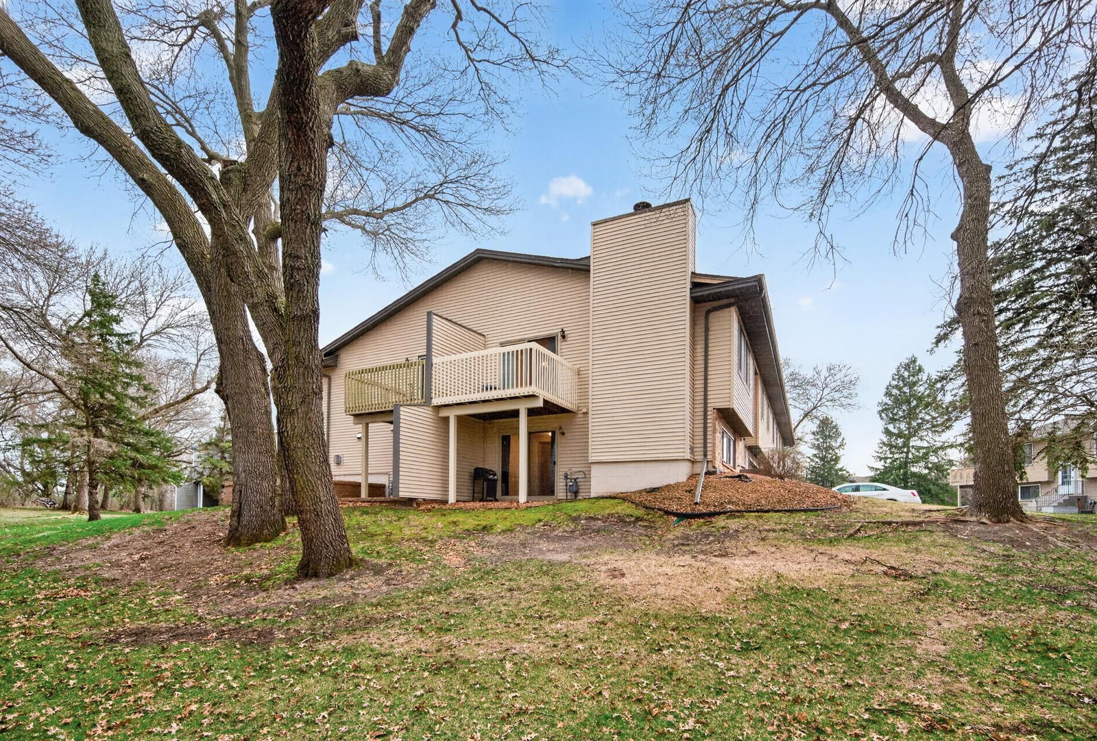 818 Sherwood Road