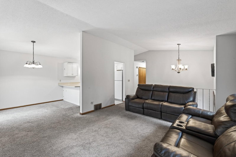 818 Sherwood Road - Photo 8