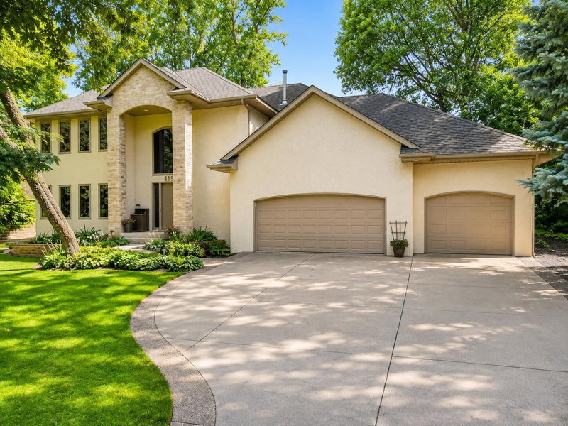 419 Brandywine Drive - Photo 3