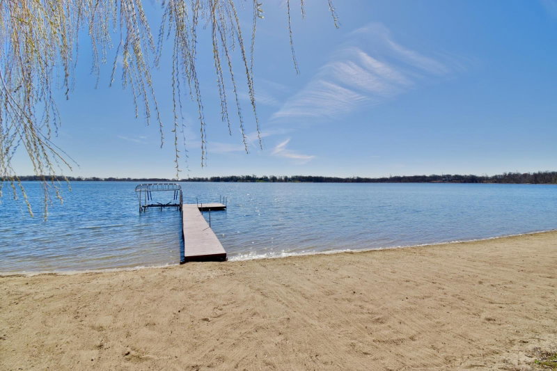 5123 Green Meadow Road SE - Photo 2