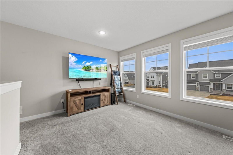 10125 Shadyview Lane N - Photo 17