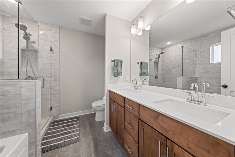 10125 Shadyview Lane N - Photo 20