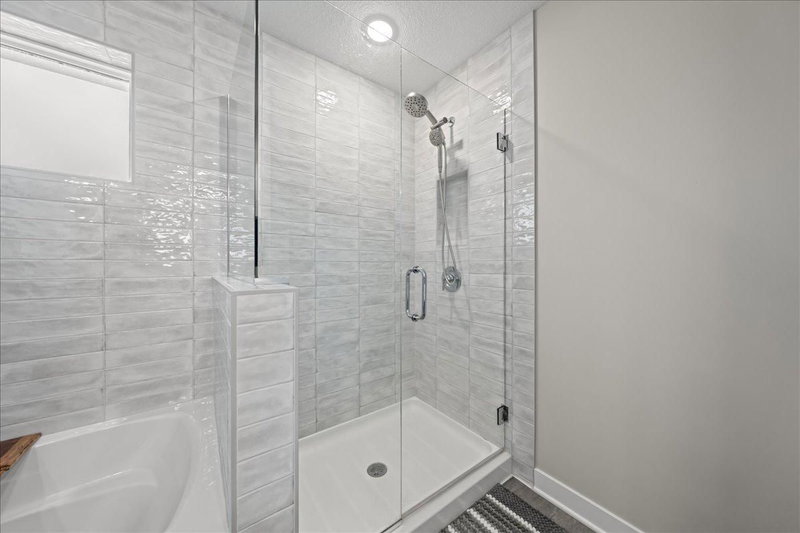 10125 Shadyview Lane N - Photo 21