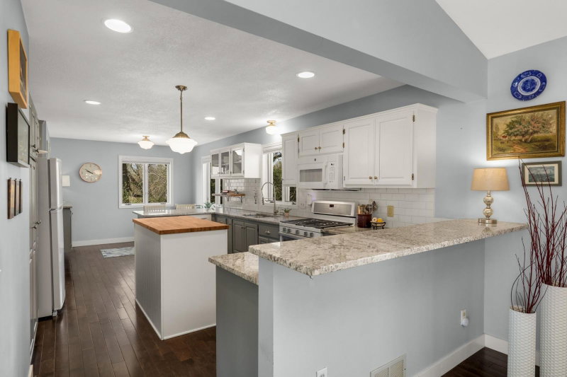 19044 Xavier Street NW - Photo 6