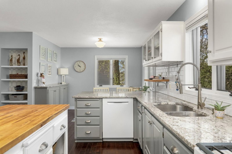 19044 Xavier Street NW - Photo 8