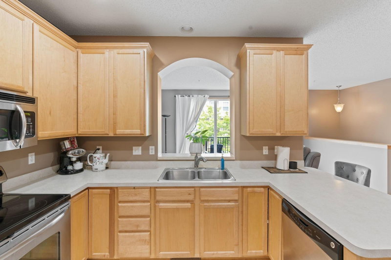 7509 Parkridge Way - Photo 11