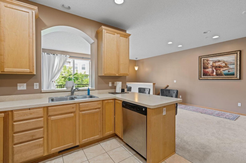 7509 Parkridge Way - Photo 12