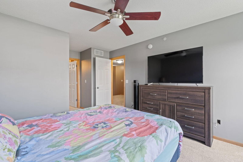 7509 Parkridge Way - Photo 20