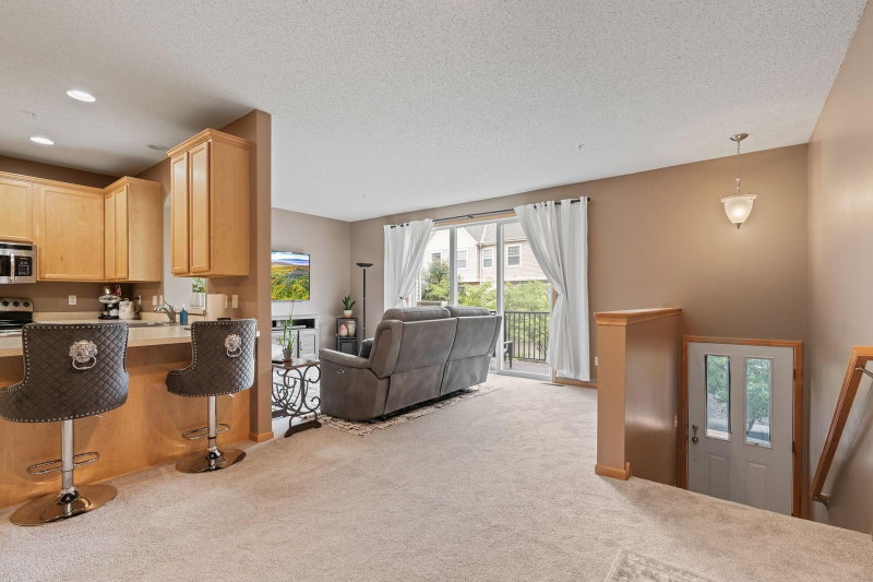 7509 Parkridge Way - Photo 4
