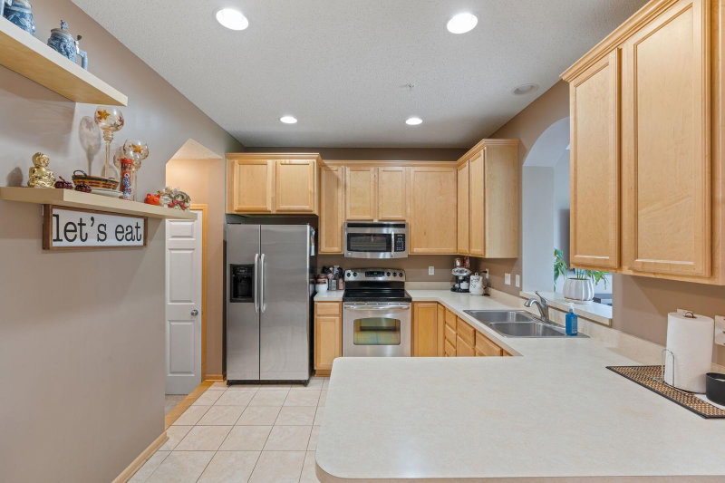 7509 Parkridge Way - Photo 10