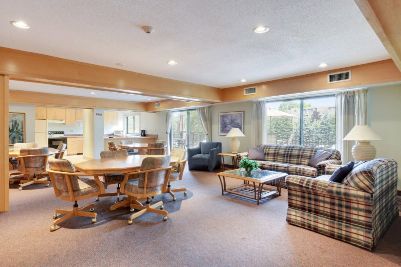 4120 Parklawn Avenue #222 - Photo 28