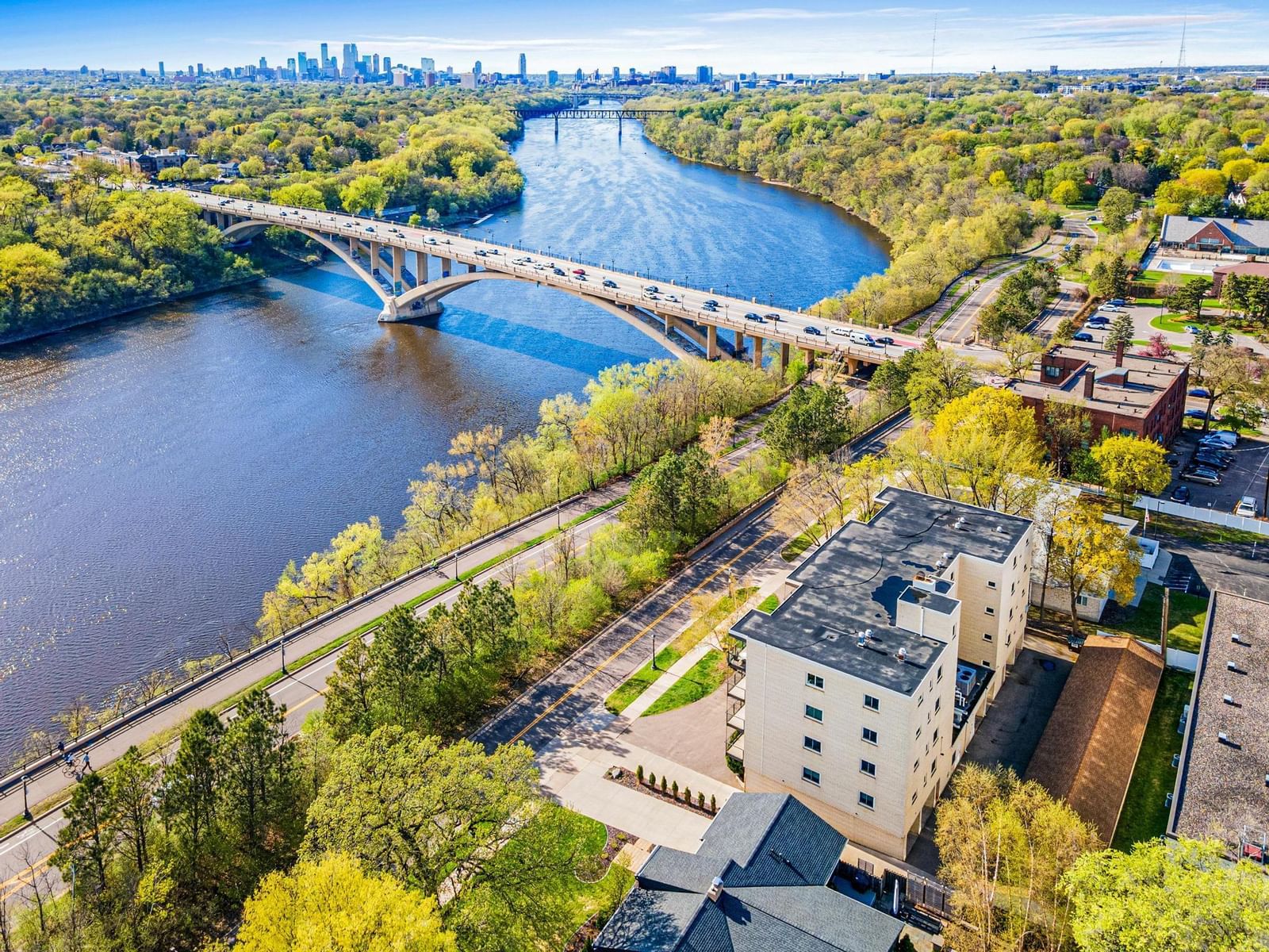 200 N Mississippi River Boulevard #2A