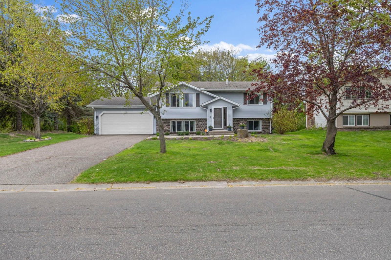7501 82nd Avenue N - Photo 26
