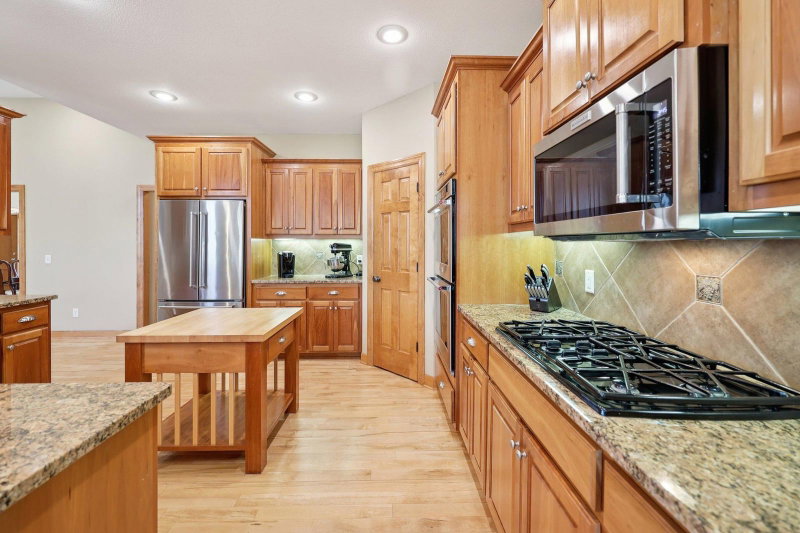 14043 Kings Court - Photo 6