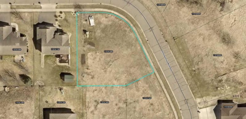 4751 4th Street Loop NE - Photo 3