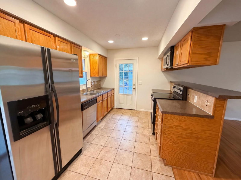 2807 Ohenry Road - Photo 2