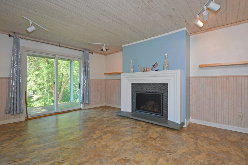9588 County Road 5 NE - Photo 4
