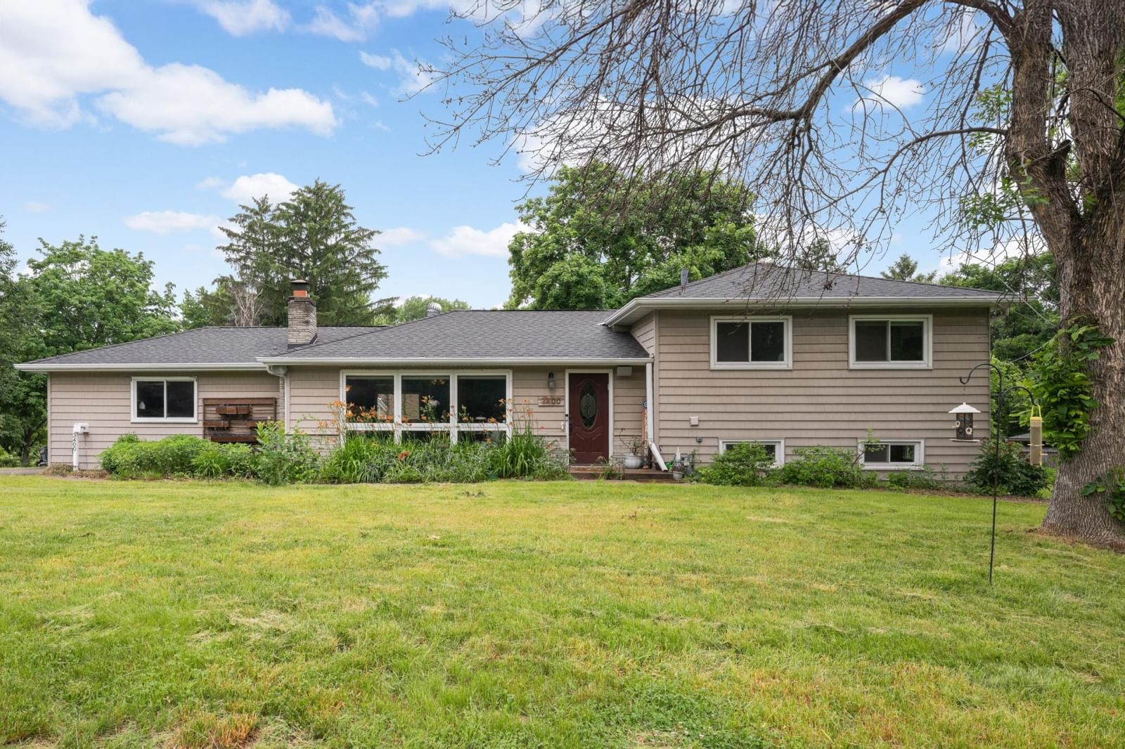 3400 Hopkins Crossroad