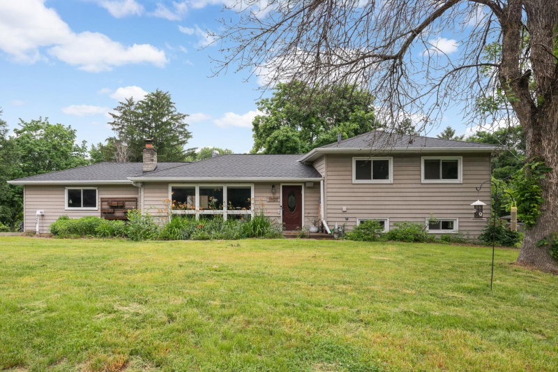 3400 Hopkins Crossroad