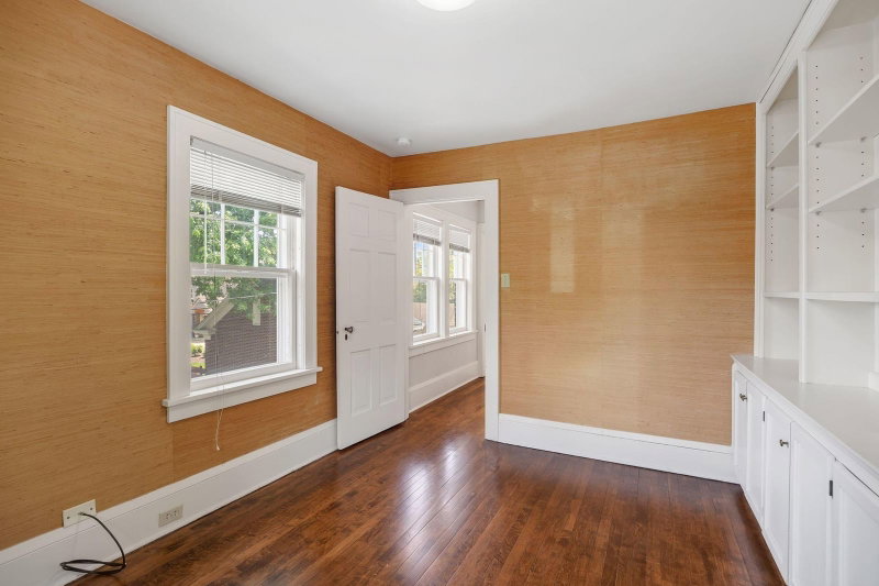 4325 Wooddale Avenue S - Photo 21