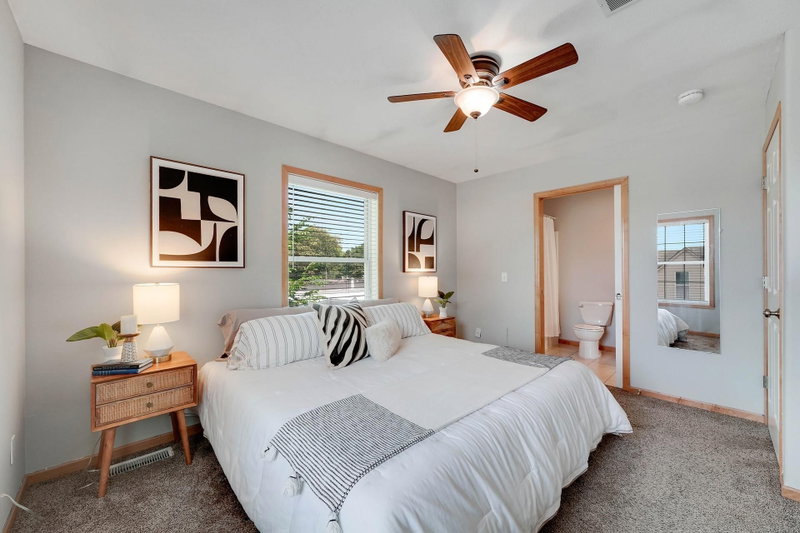 1820 Quincy Street NE #A - Photo 23
