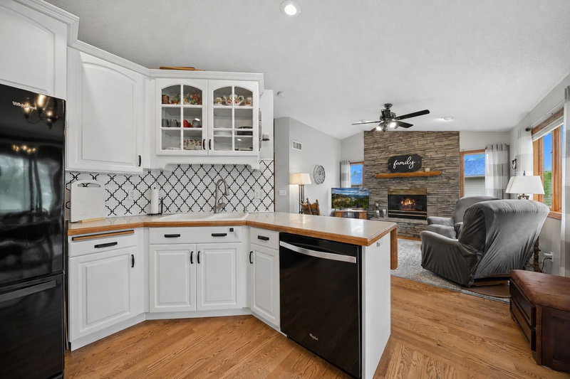 4820 Echo Court - Photo 14