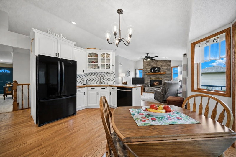 4820 Echo Court - Photo 15