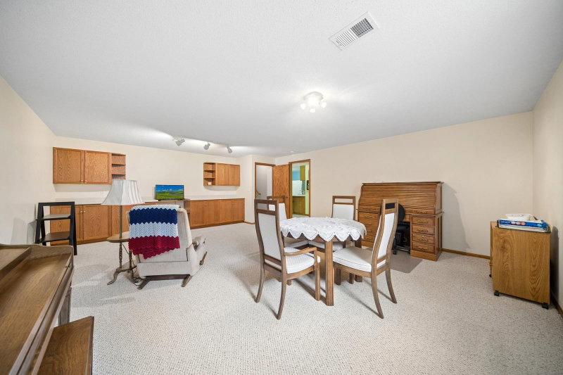 4820 Echo Court - Photo 27