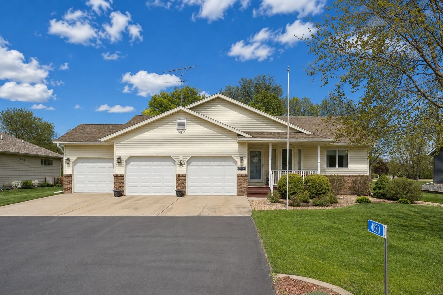 4820 Echo Court