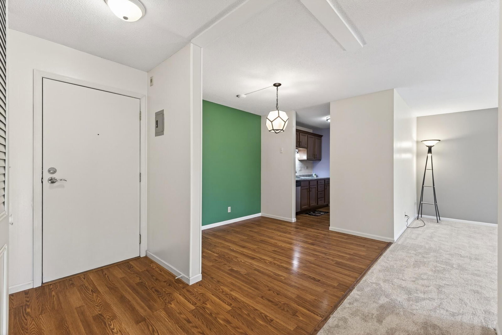 4045 Hodgson Road #211