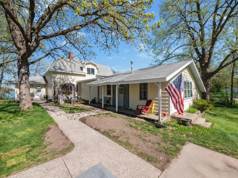 1007 Van Dyke Road NW - Photo 5
