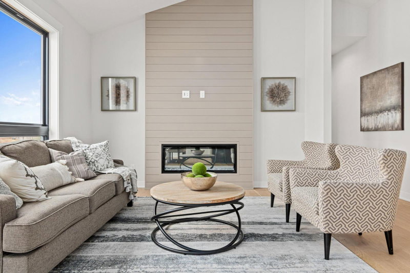1589 Spruce Street - Photo 3