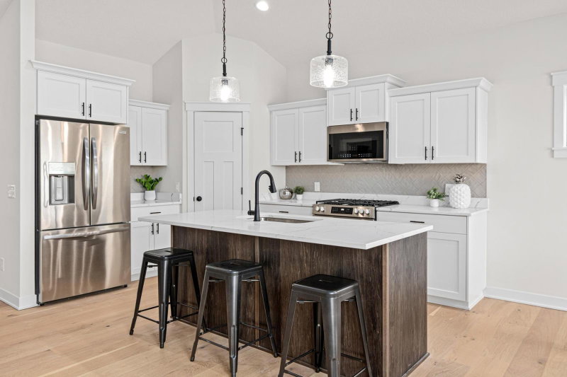 1589 Spruce Street - Photo 7
