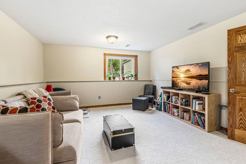 4711 Covington Circle - Photo 24