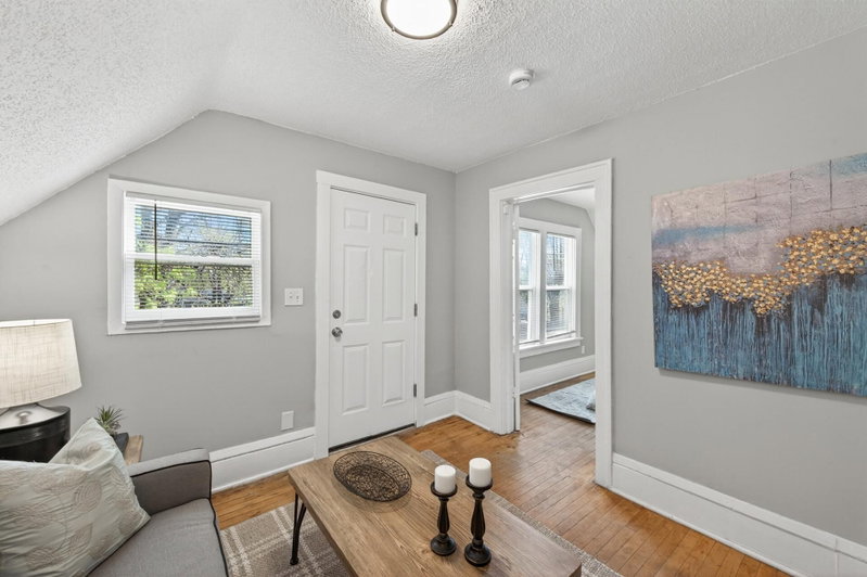2219 29th Avenue N - Photo 16