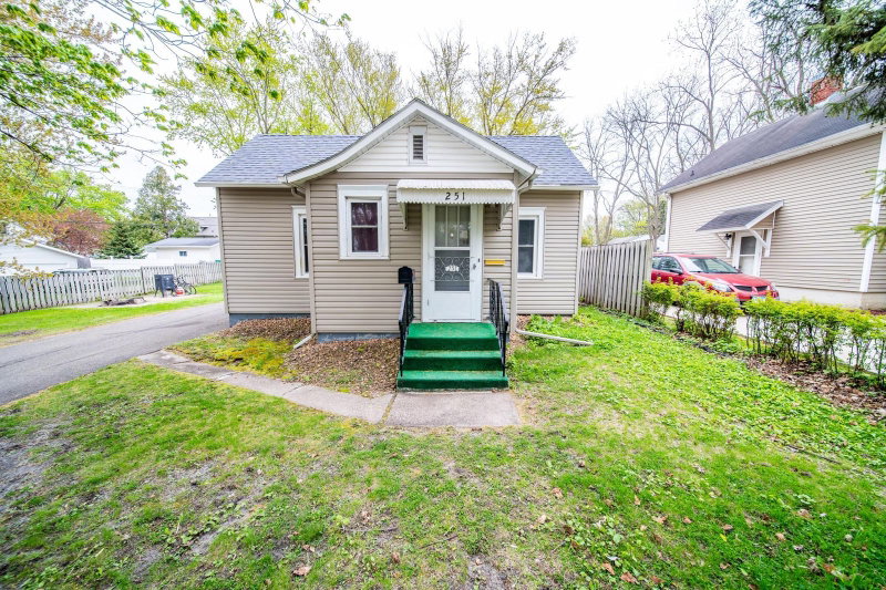251 Linden Avenue - Photo 1