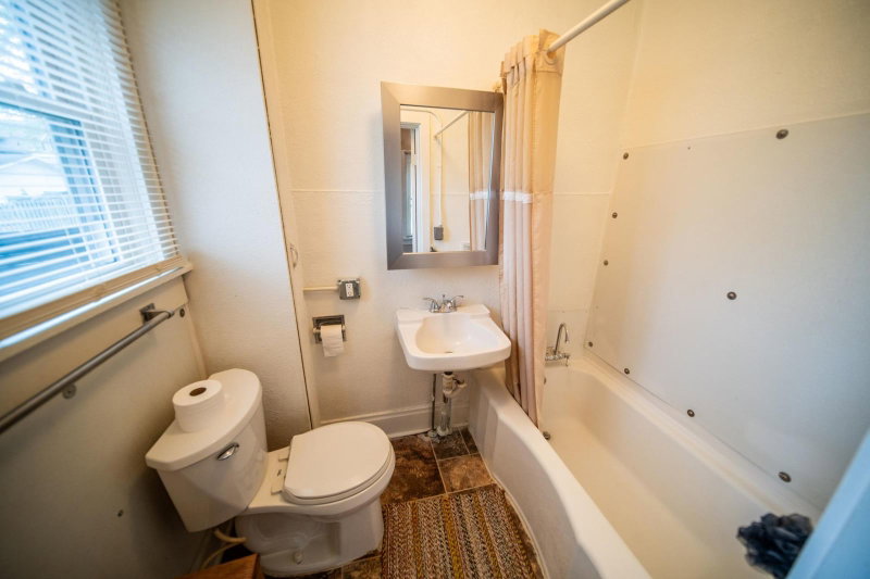 251 Linden Avenue - Photo 15