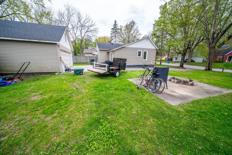 251 Linden Avenue - Photo 27