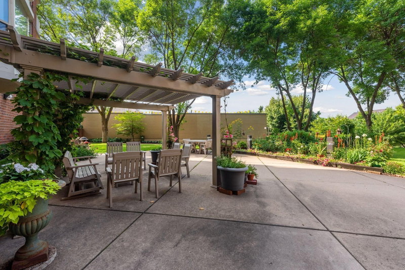 1425 W 28th Street #315 - Photo 27