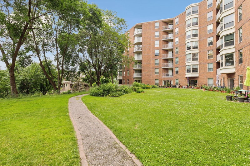 1425 W 28th Street #315 - Photo 29
