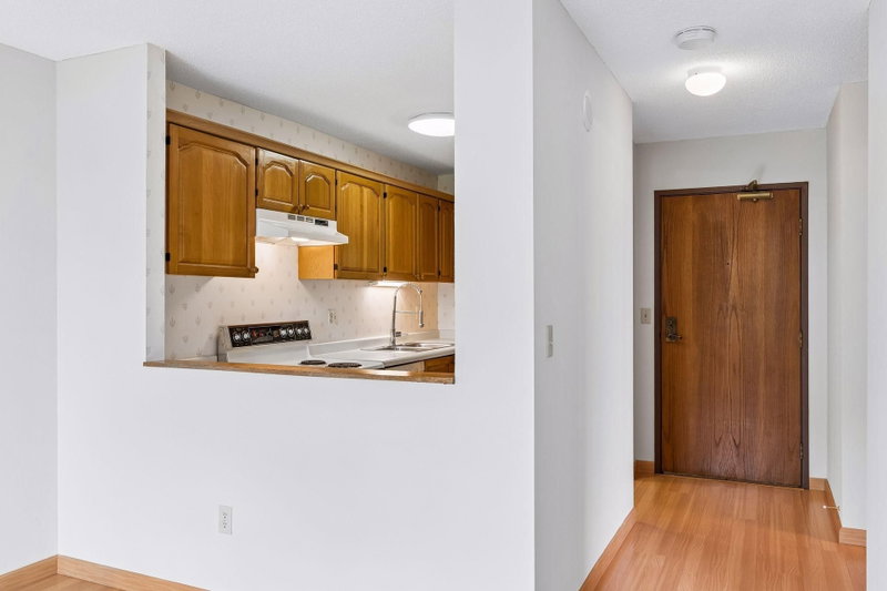 1425 W 28th Street #315 - Photo 5