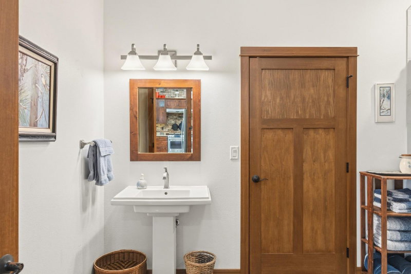 22705 Deep Woods Lane - Photo 29