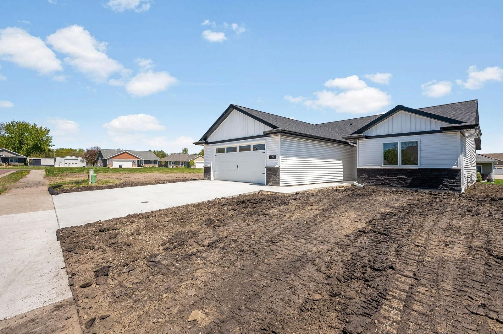121 Copper Village Circle