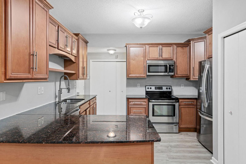 1234 Crystal Place E - Photo 11