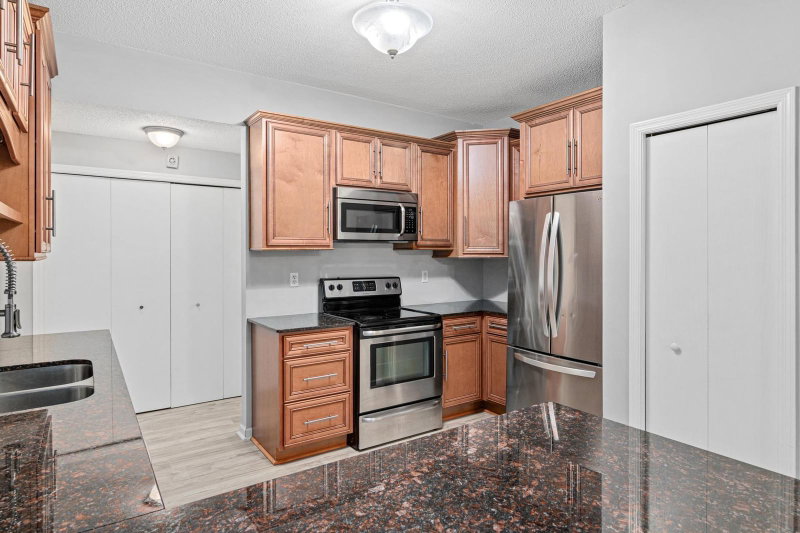 1234 Crystal Place E - Photo 14