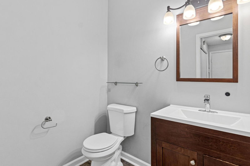 1234 Crystal Place E - Photo 18
