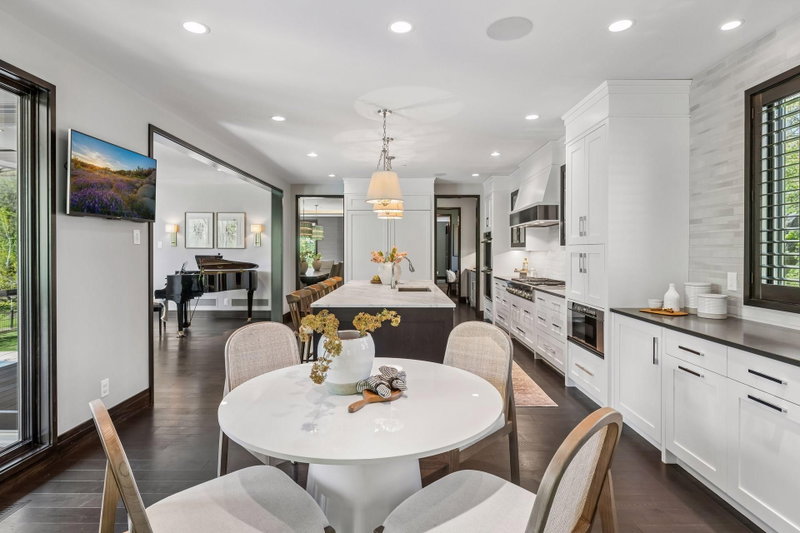 2201 Isengard Street - Photo 11
