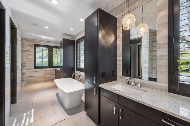 2201 Isengard Street - Photo 30